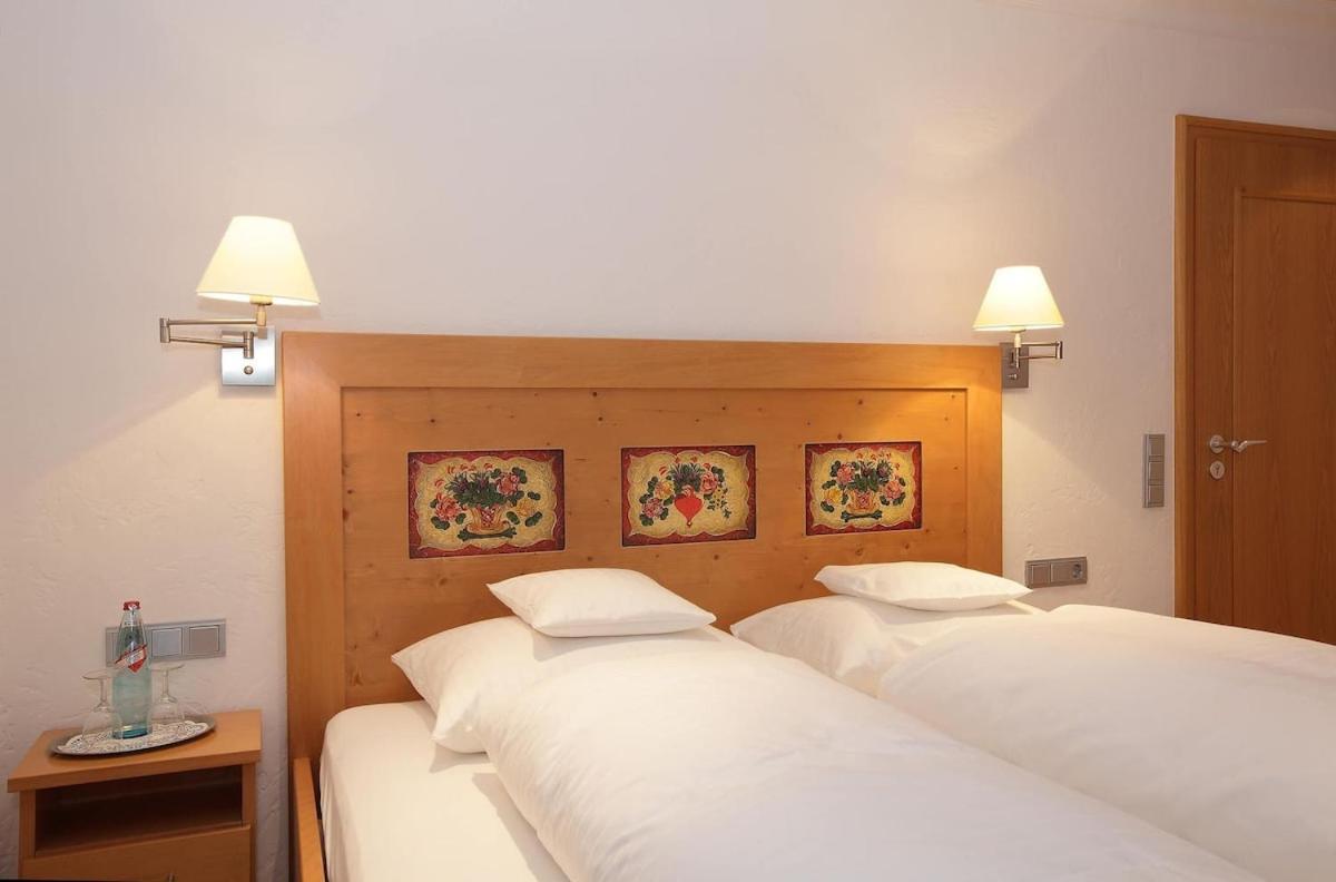 Schönwalde Schwarzwald Lodge Inselklause מראה חיצוני תמונה