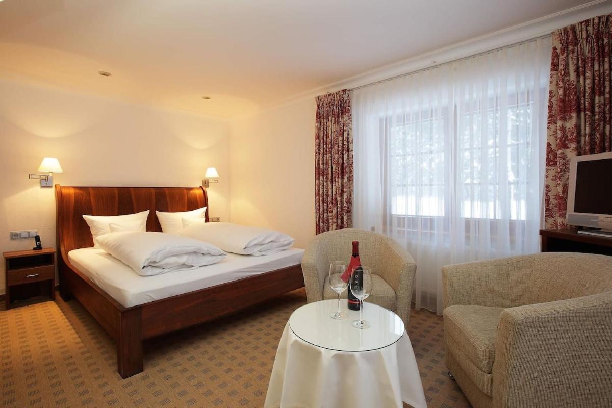 Schönwalde Schwarzwald Lodge Inselklause מראה חיצוני תמונה